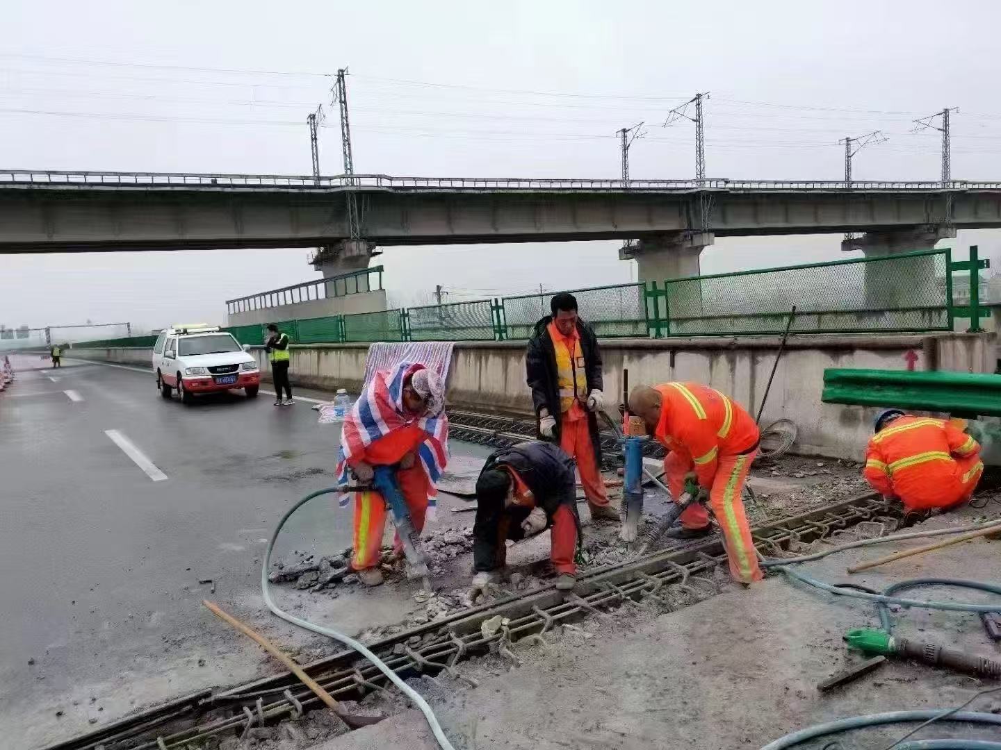 铜仁桥梁伸缩缝抢修料